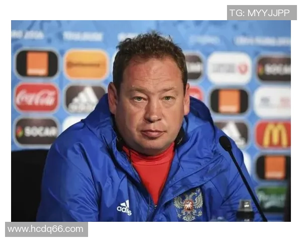 因与教练发生冲突被开除的足球明星，如何影响球队未来表现及职业生涯发展